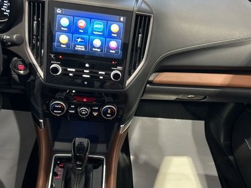 Used 2020 Subaru Forester Touring image 12