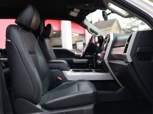 Used 2022 Ford F350 Lariat w/ Lariat Value Package image 17