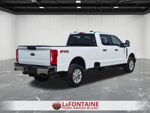 Certified 2024 Ford F250 XLT w/ FX4 Off-Road Package AWD/4WD image 5