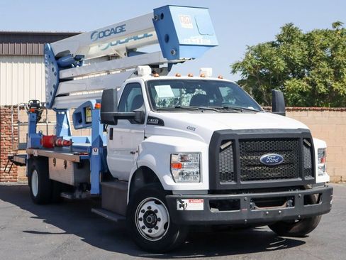 Used 2019 Ford F650 2WD Regular Cab Super Duty image 2