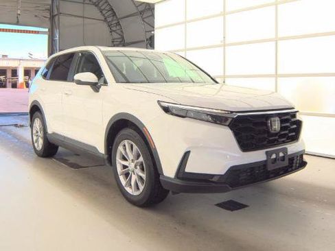 Used 2024 Honda CR-V EX image 4