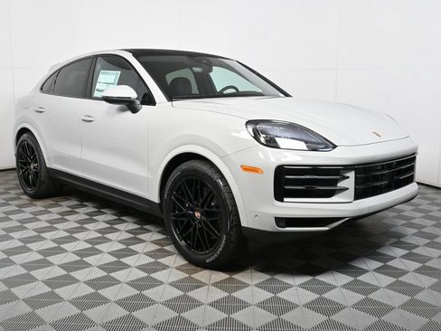 Certified 2026 Porsche Cayenne Coupe AWD/4WD image 23