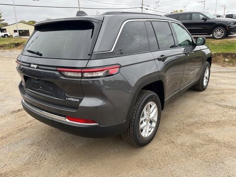 New 2025 Jeep Grand Cherokee 4WD image 7