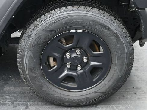 Used 2023 Jeep Wrangler Unlimited Sport AWD/4WD image 38