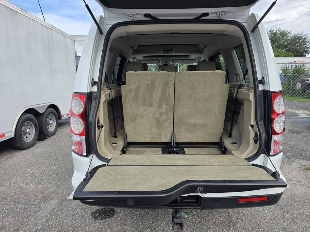 Used 2013 Land Rover LR4 HSE AWD/4WD image 44
