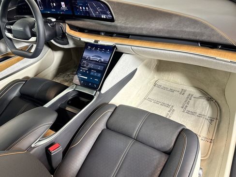 Used 2022 Lucid Air Grand Touring image 26