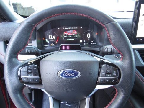Used 2025 Ford Explorer ST-Line AWD/4WD image 12