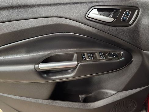 Used 2019 Ford Escape SEL image 41