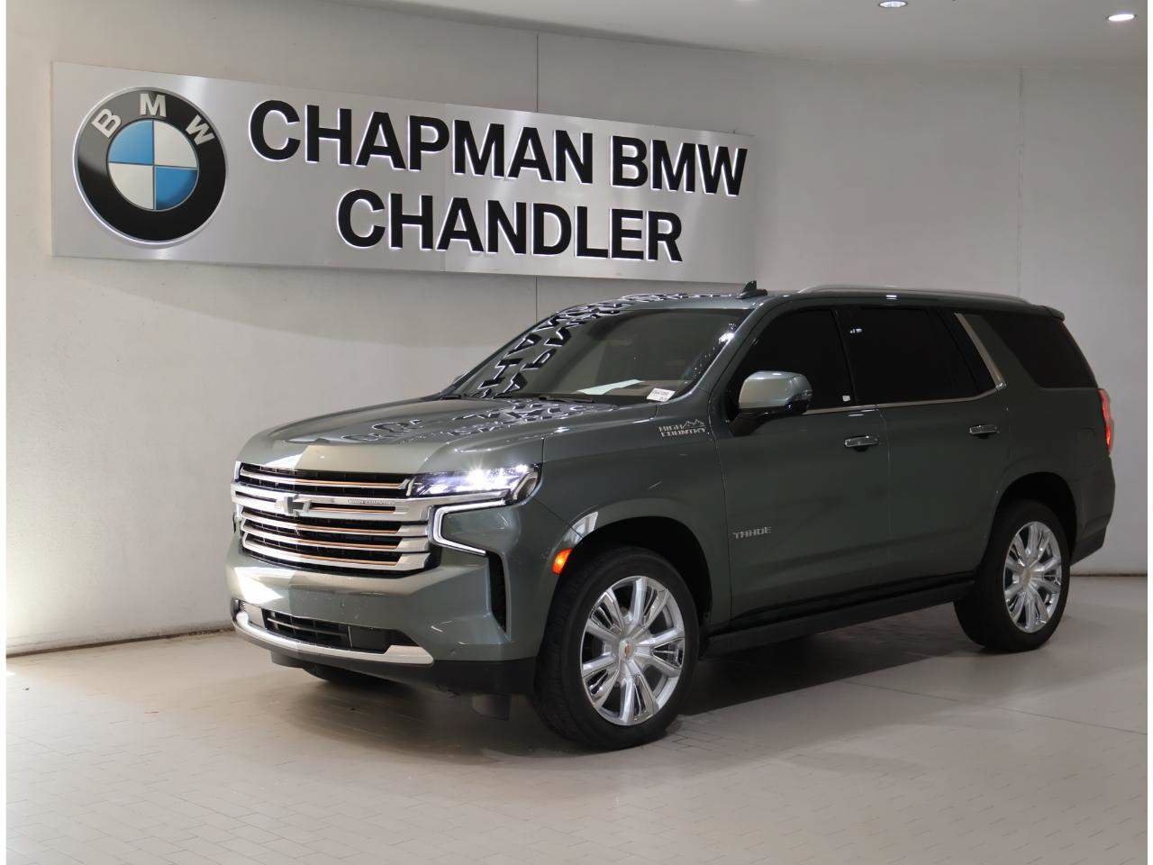 Used 2024 Chevrolet Tahoe High Country w/ Premium Package AWD/4WD image 1