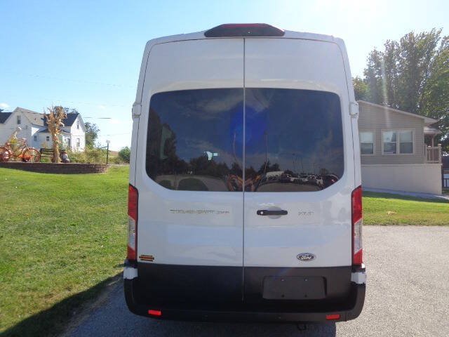 Used 2025 Ford Transit 350 XLT RWD image 4