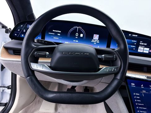 Used 2023 Lucid Air Touring AWD/4WD image 28