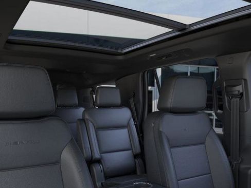 New 2026 GMC Yukon Denali w/ Sun & Power Step Package image 24