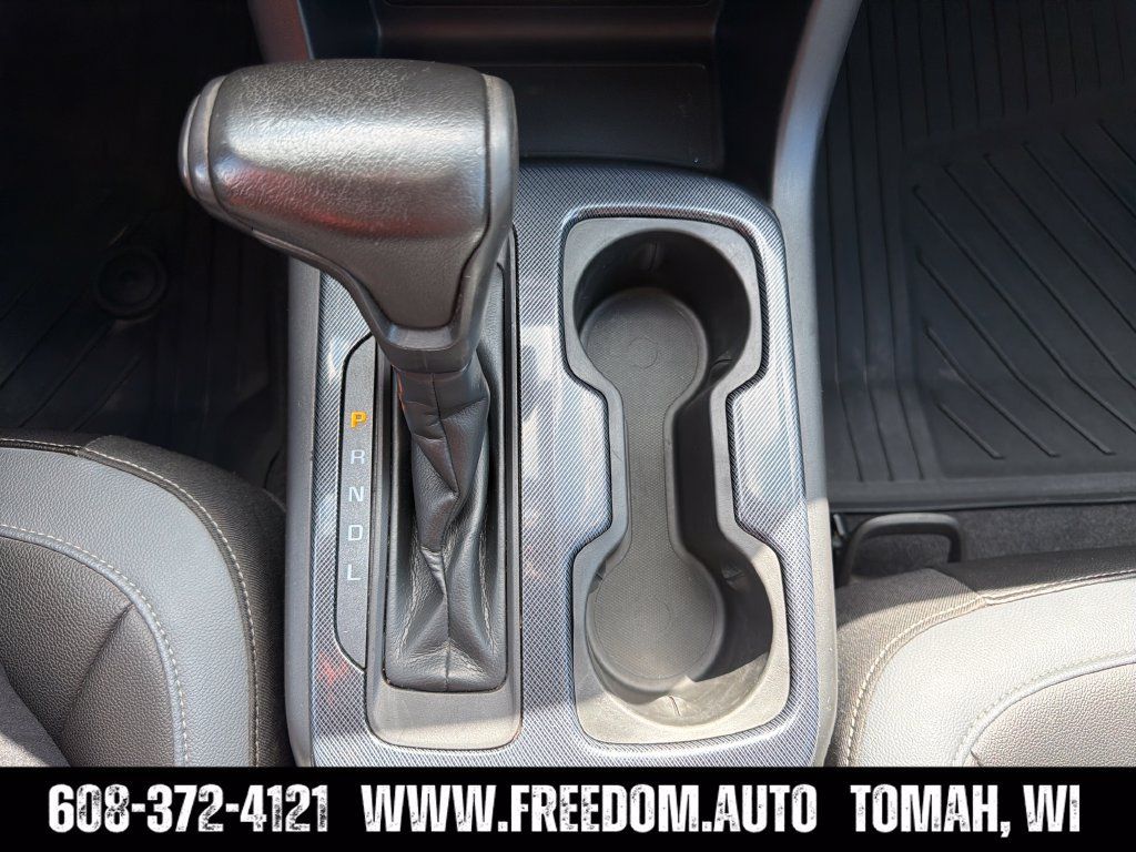 Used 2021 Chevrolet Colorado Z71 w/ Z71 Midnight Edition AWD/4WD image 18