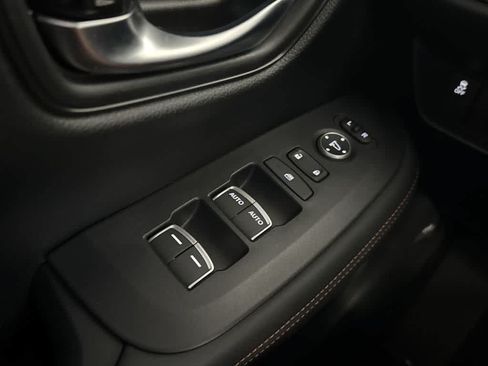 Used 2024 Honda HR-V Sport image 16