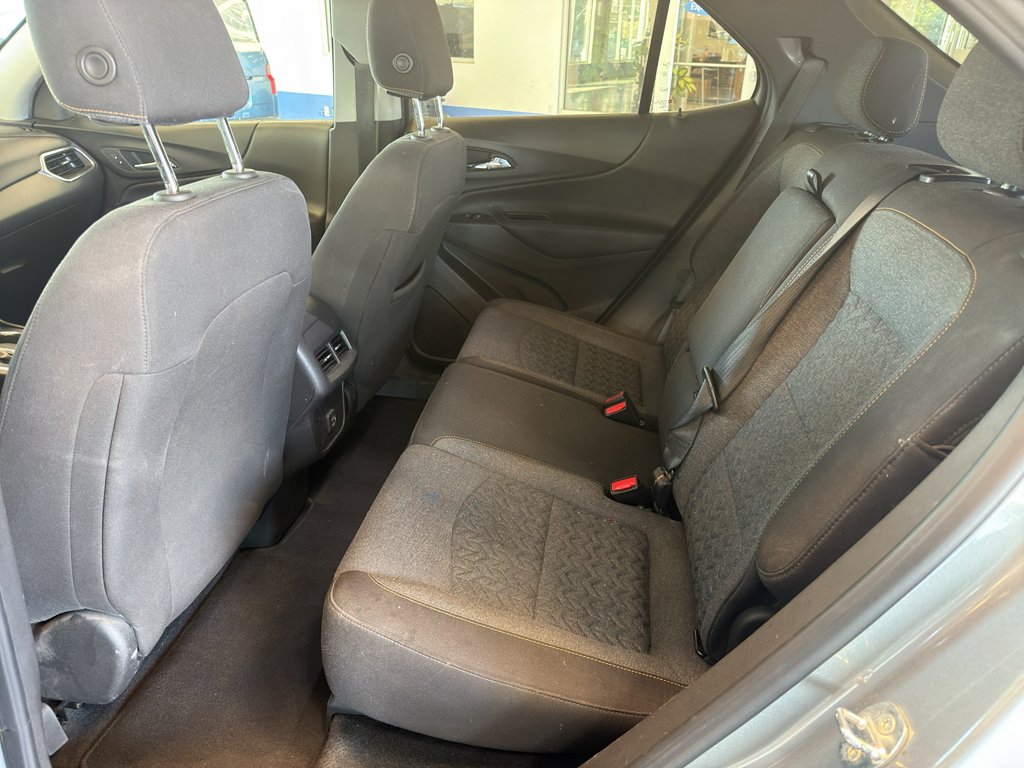Used 2023 Chevrolet Equinox LT w/ Driver Convenience Package AWD/4WD image 12