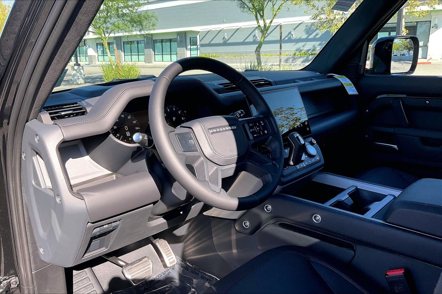 New 2026 Land Rover Defender 130 V8 AWD/4WD image 12