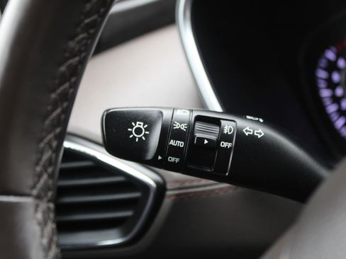 Used 2019 Hyundai Santa Fe AWD w/ Cargo Package image 29
