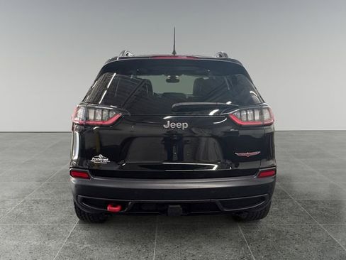 Used 2019 Jeep Cherokee Trailhawk AWD/4WD image 23