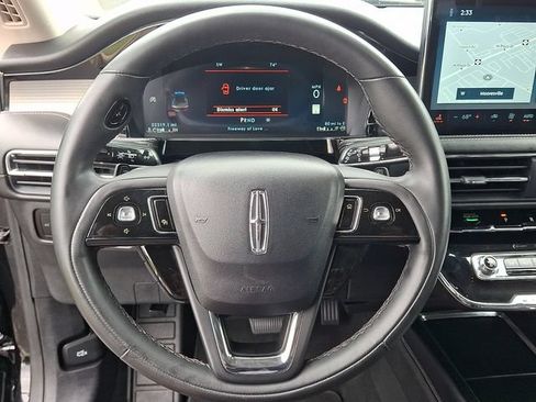 Used 2024 Lincoln Corsair FWD image 15