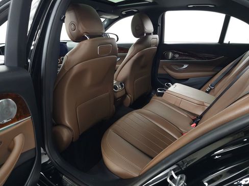 Used 2019 Mercedes-Benz E 450 4MATIC Sedan image 34