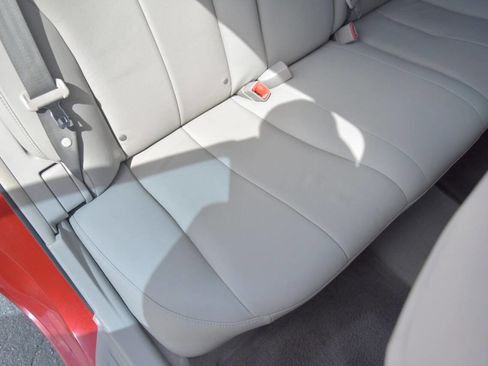 Used 2011 Toyota Camry XLE image 37