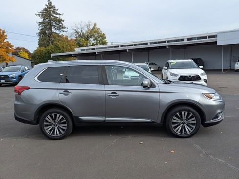 Used 2019 Mitsubishi Outlander SEL image 6
