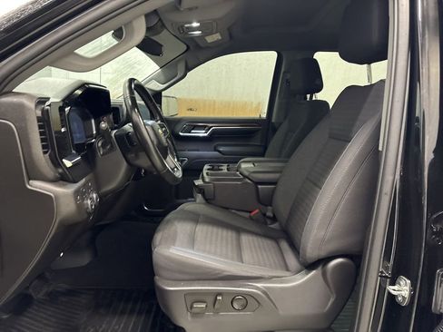 Used 2023 Chevrolet Silverado 1500 LT image 16