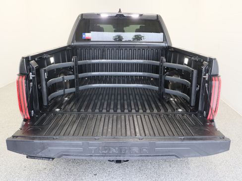 Used 2024 Toyota Tundra Limited AWD/4WD image 34