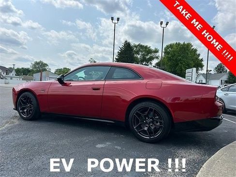Used 2024 Dodge Charger Daytona R/T w/ Plus Group AWD/4WD image 5
