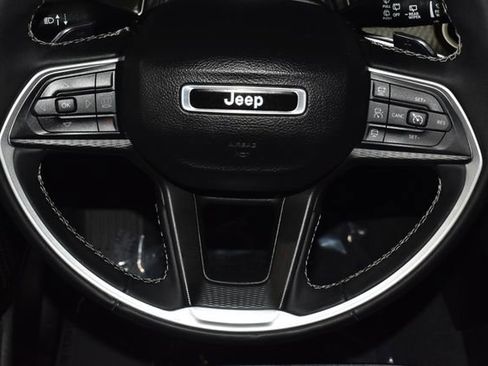 Certified 2023 Jeep Grand Cherokee Altitude AWD/4WD image 26