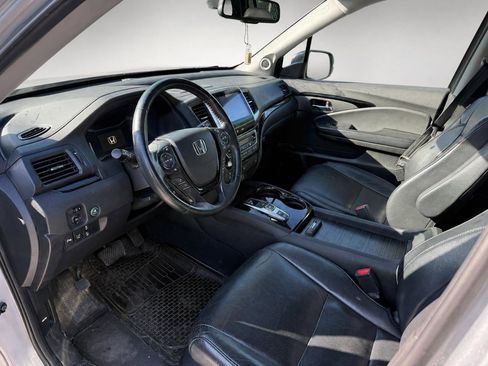 Used 2016 Honda Pilot Elite image 9