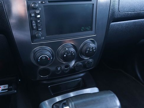 Used 2009 HUMMER H3T Alpha image 32