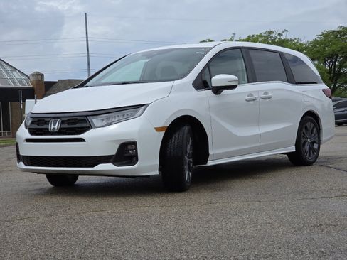 New 2026 Honda Odyssey Touring image 20
