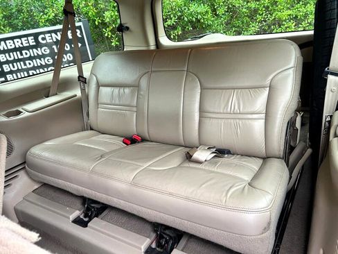 Used 2000 Ford Excursion Limited image 35