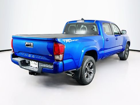 Used 2017 Toyota Tacoma TRD Sport RWD image 9