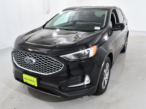 Used 2023 Ford Edge SEL w/ Convenience Package image 2