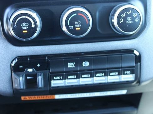 New 2022 RAM 5500 Tradesman image 33