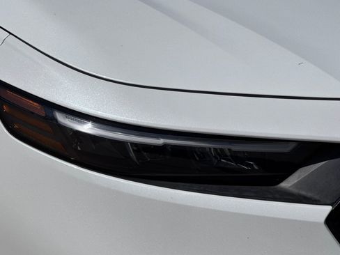 Certified 2024 Honda Accord EX image 11