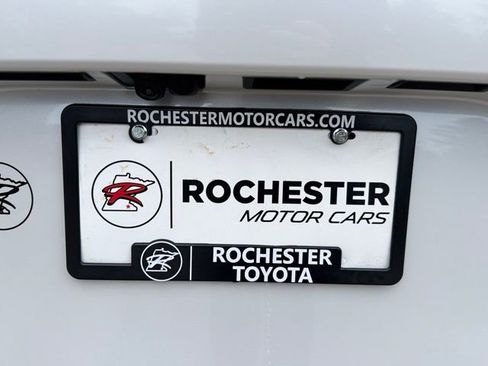 Used 2025 Toyota Sienna Limited AWD/4WD image 49