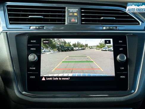 Used 2020 Volkswagen Tiguan SEL Premium R-Line image 15