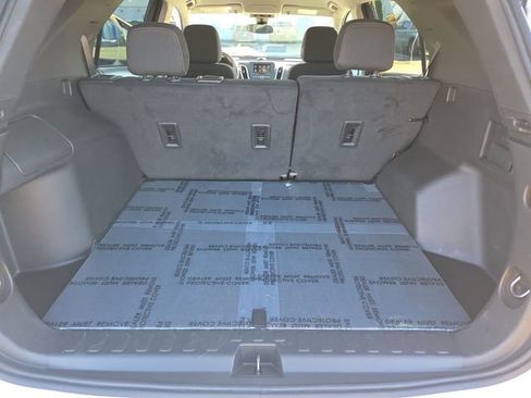 Used 2024 Chevrolet Equinox LT image 25