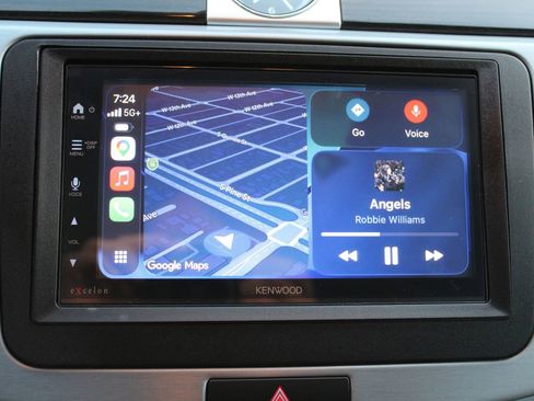 Used 2014 Volkswagen CC Executive FWD image 18