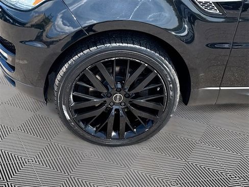 Used 2017 Land Rover Range Rover Sport HSE image 35