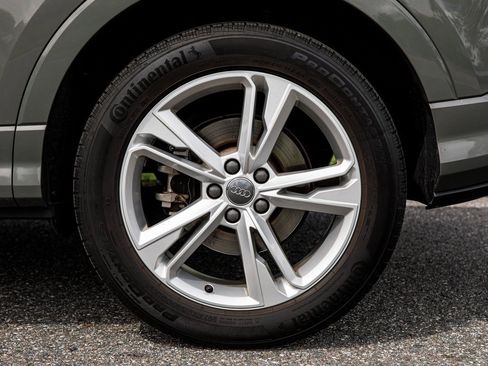 Used 2020 Audi Q3 2.0T Premium w/ Convenience Package image 22