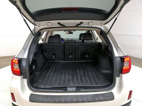 Used 2016 Subaru Outback 2.5i Limited image 44