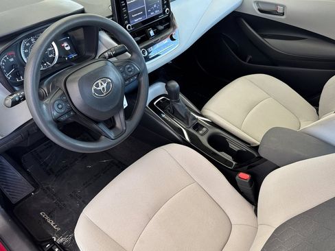 Certified 2022 Toyota Corolla LE w/ Carpet Mat Package (TMS) FWD image 9