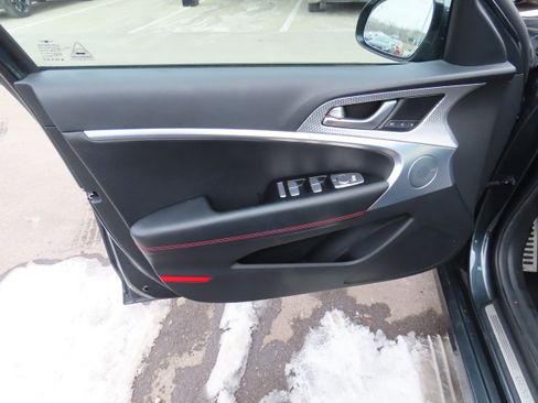 Used 2023 Genesis G70 2.0T w/ Sport Prestige Package image 21