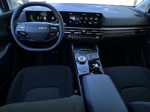 New 2026 Kia Sportage S AWD/4WD image 40