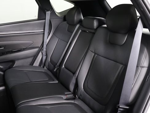 Certified 2023 Hyundai Tucson Limited image 36