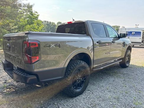 Used 2025 Ford Ranger XLT w/ Black Appearance Package AWD/4WD image 9